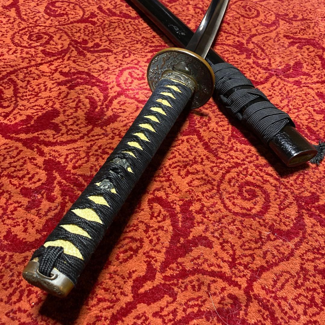 模造刀 黒柄 雲龍楕円鍔 黒鞘 直刃文