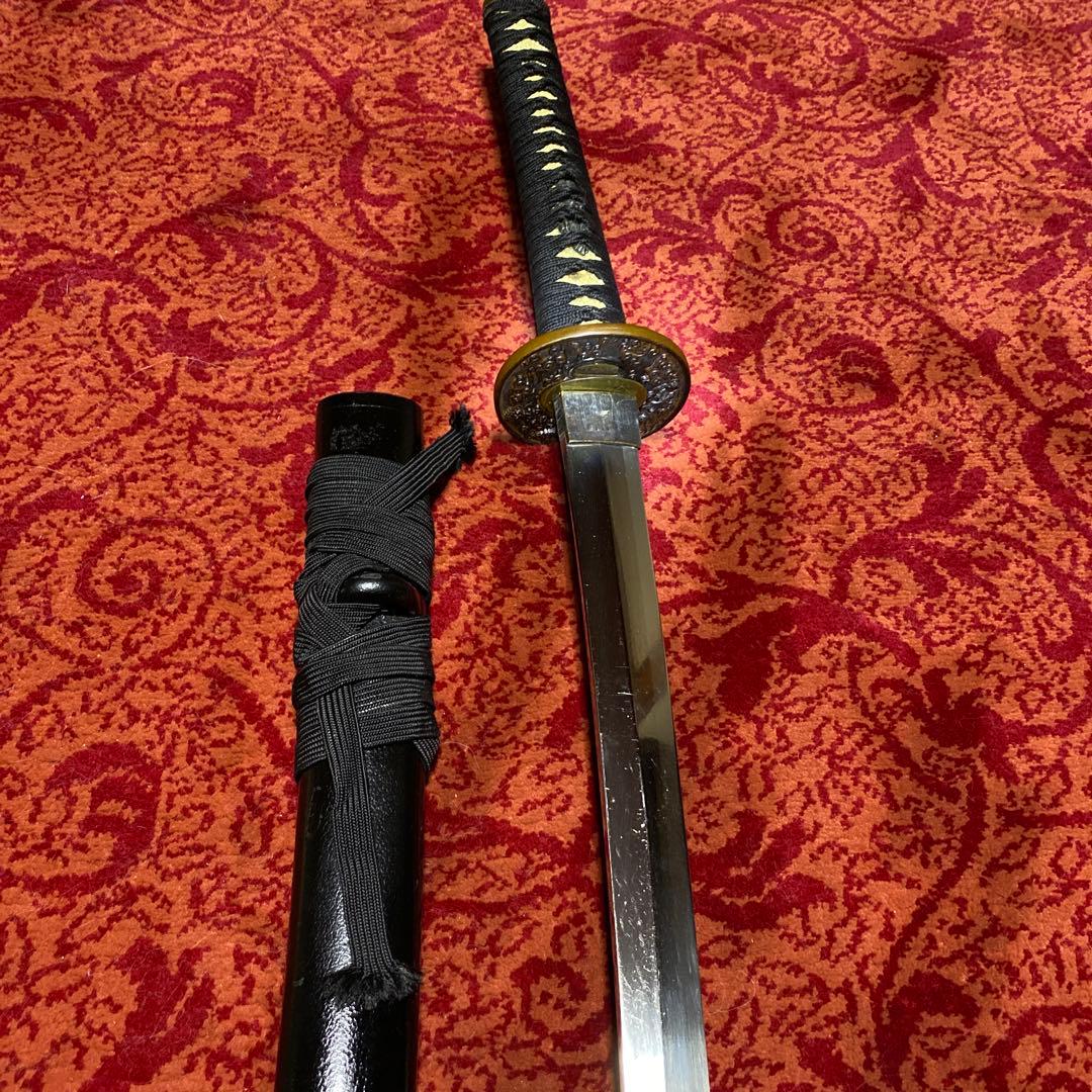 模造刀 黒柄 雲龍楕円鍔 黒鞘 直刃文