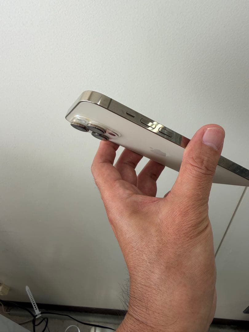 iPhone 14 ProMax ゴールド 256GB バッテリー100%