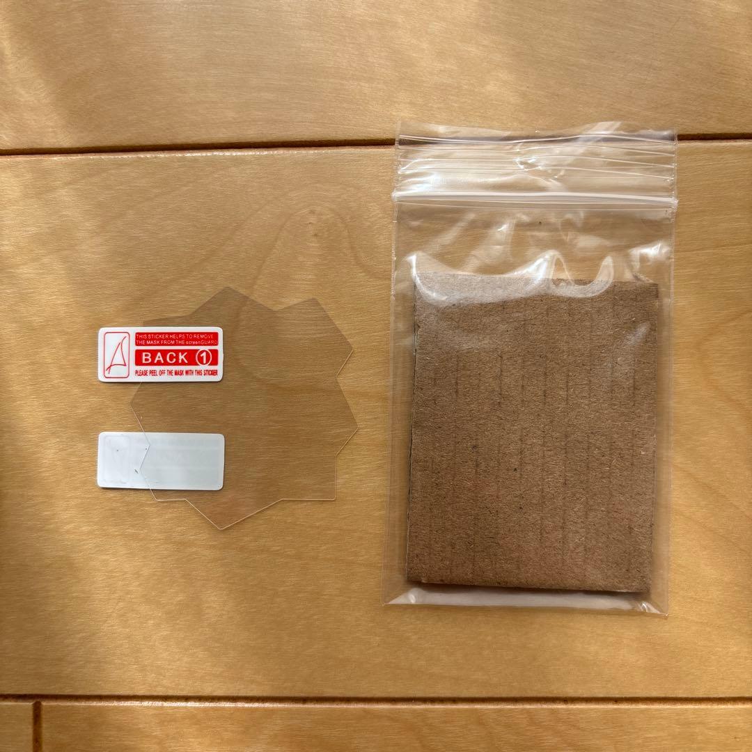 たまごっちパラダイスブルーウォーター　専用ケース、保護フィルム付き