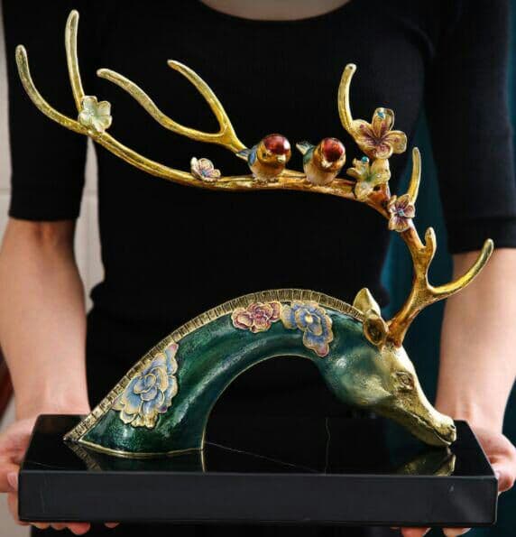 エナメルの置物シカの装飾品