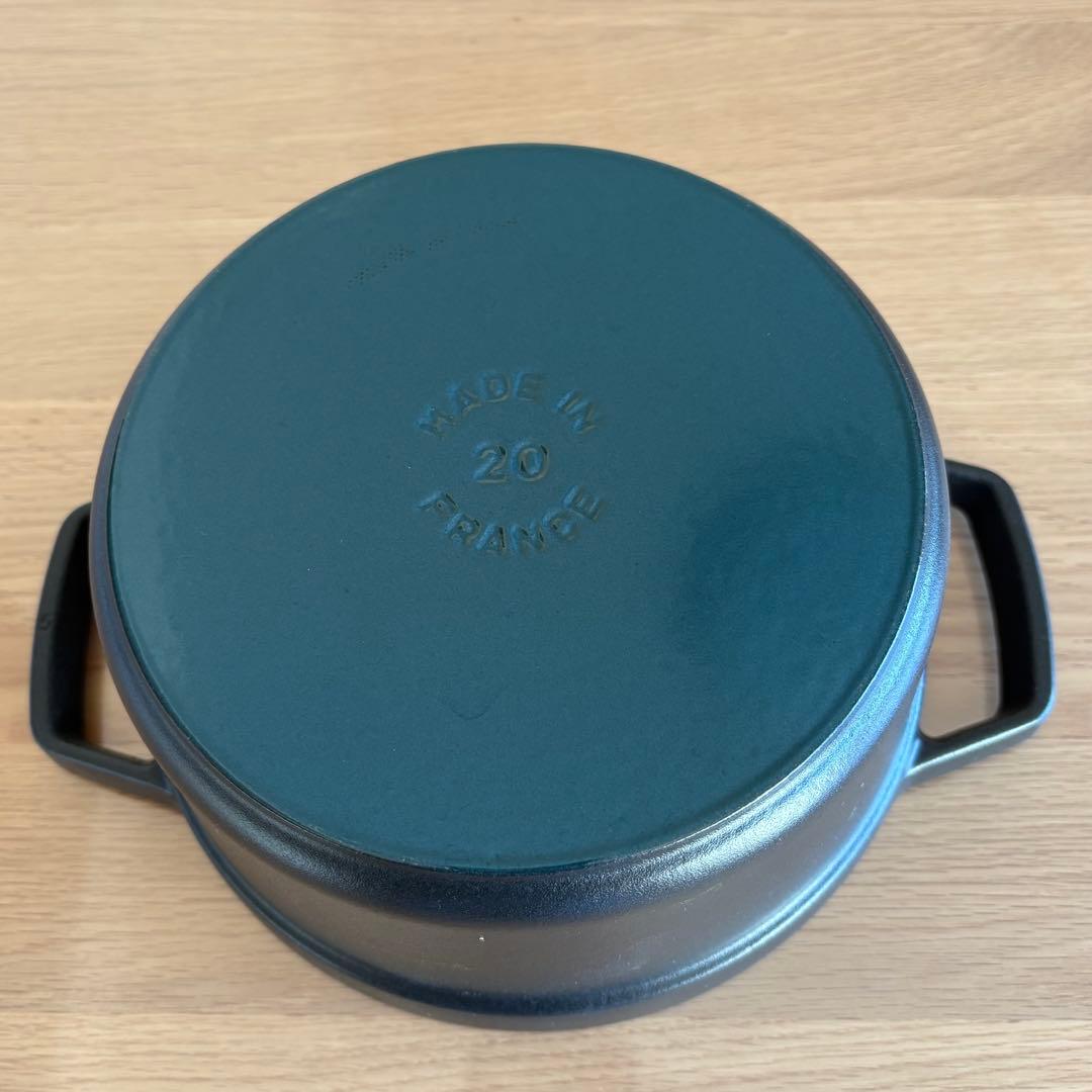 STAUB ココット 黒 20cm【メル19629】