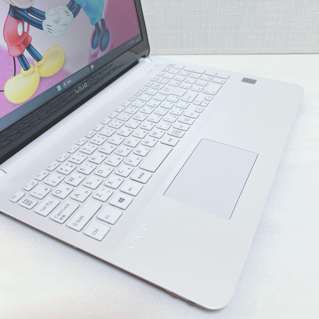 SONY、VAIO、メモリ8G、i3、オフィス、SSD、Win11、イラレ使える