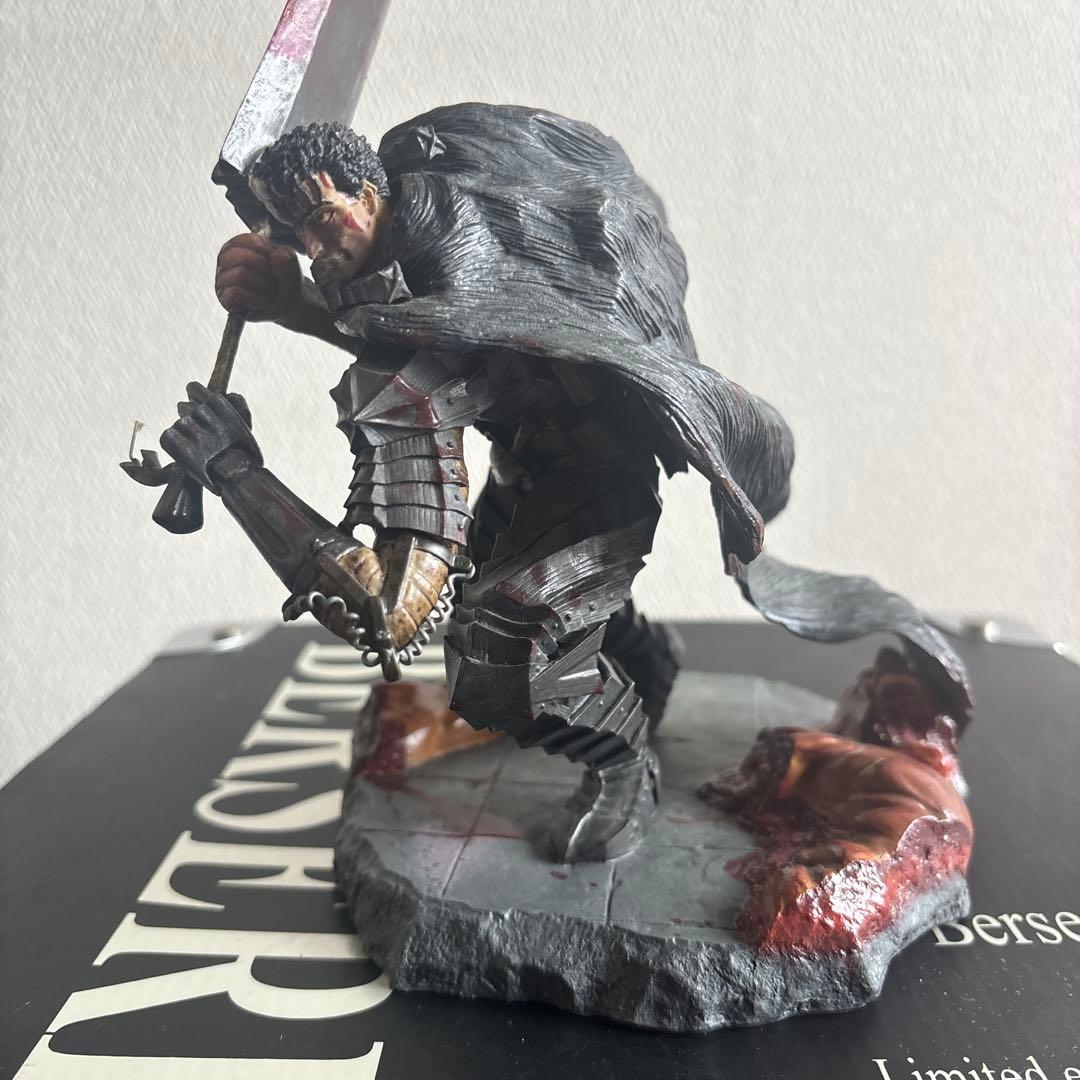Berserk Guts フィギュア 限定版
