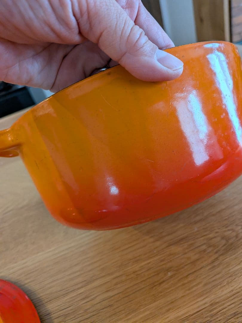 Le Creuset オレンジ 20cm ホーロー鍋