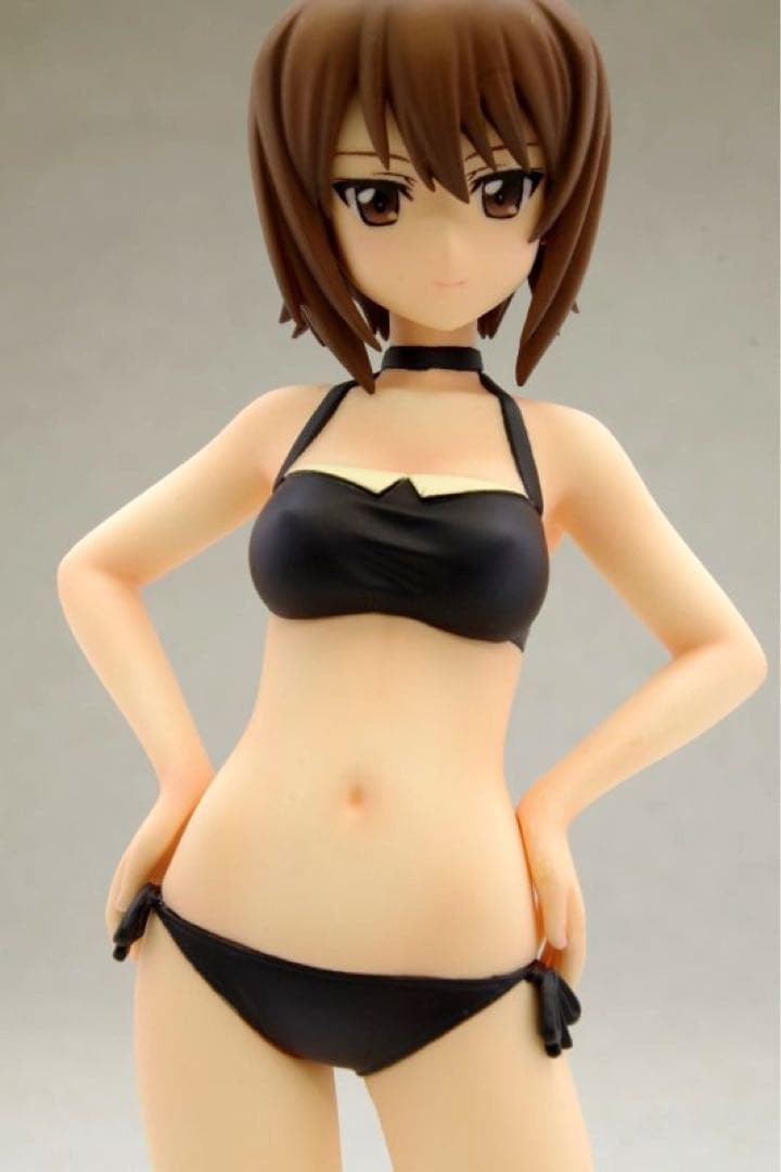 【未開封・未使用品】ガールズ&パンツァー BEACH QUEENS『西住 まほ』