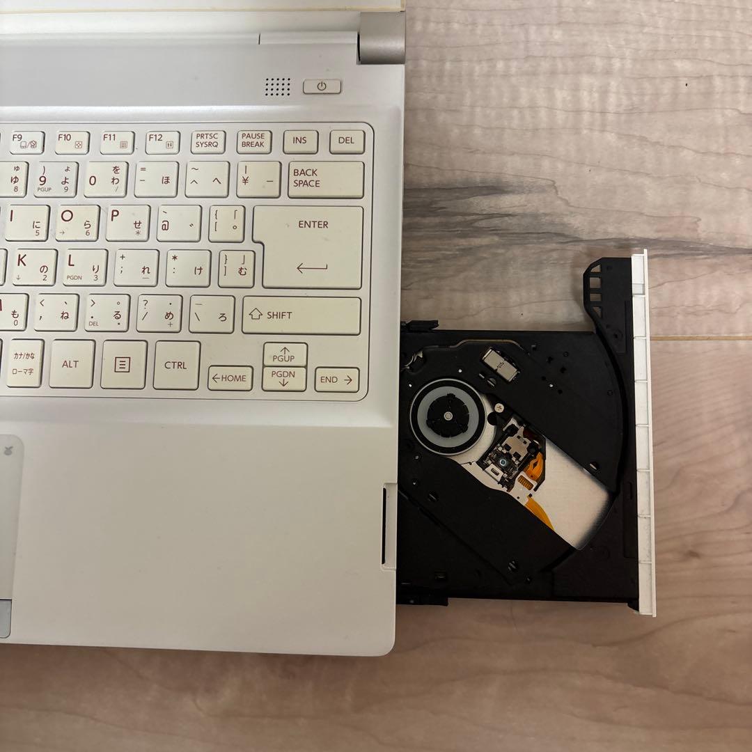 dynabook R73/37MW Windowsノート本体