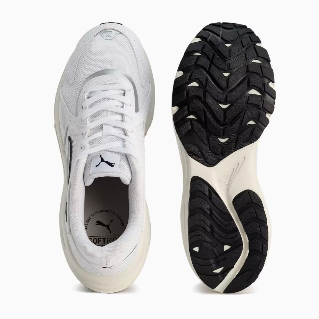 Man World Tシャツ Puma スニーカー