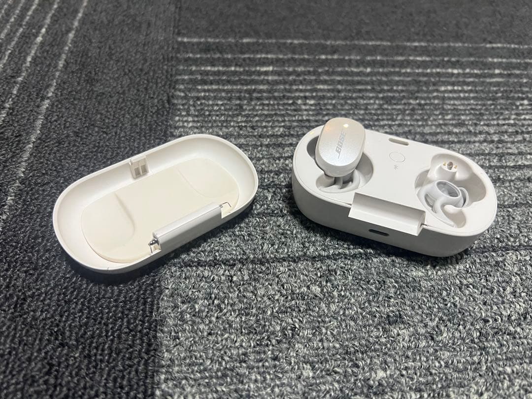 Bose QuietComfort Earbuds イヤフォン 片耳+充電器