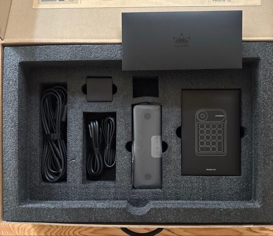 HUION 液タブ Kamvas Pro 19 4K