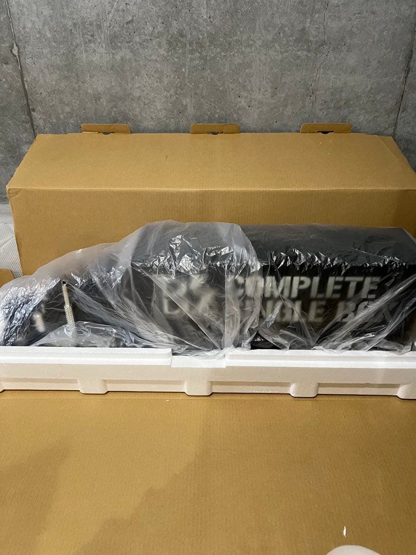 B’z COMPLETE SINGLE BOX Trailer Edition