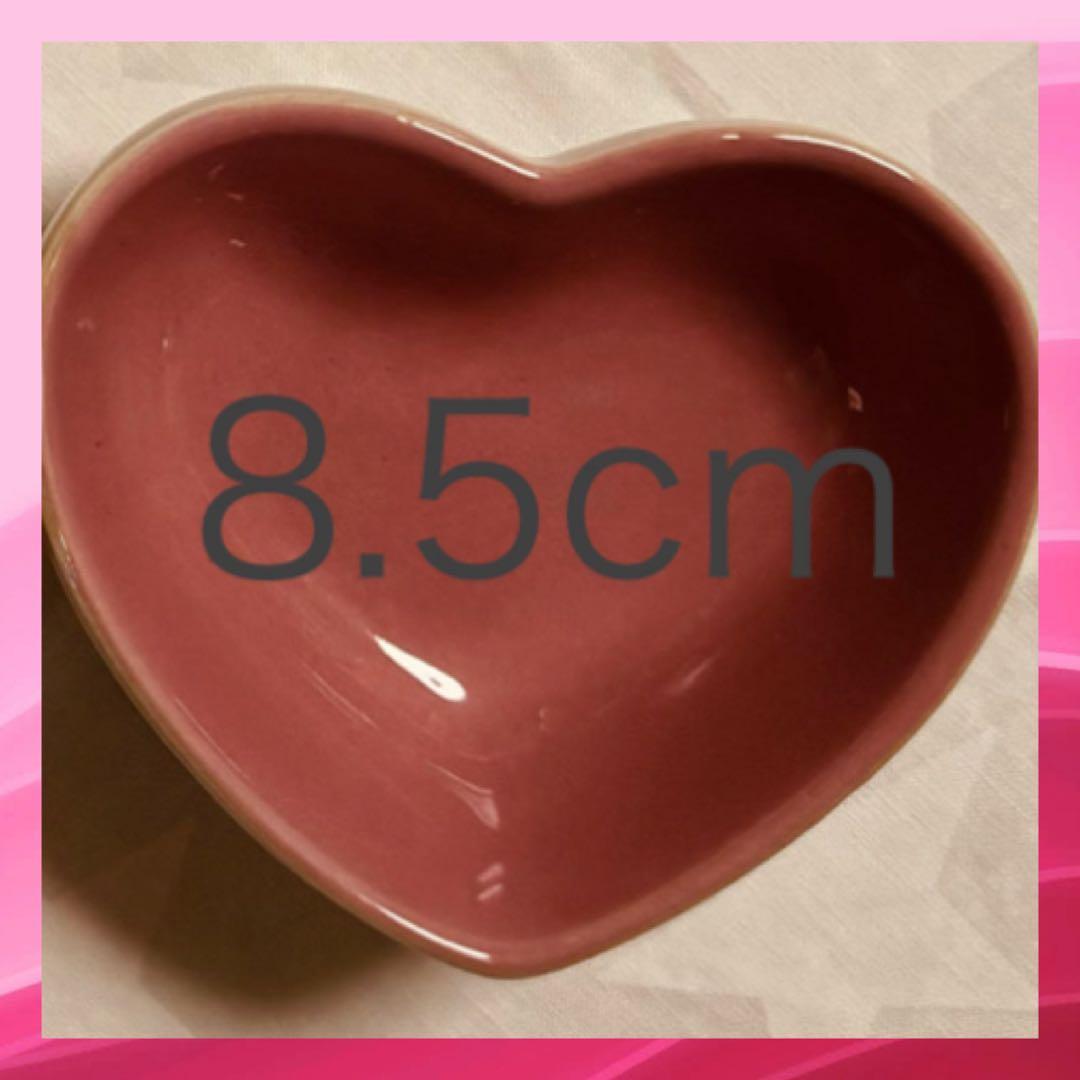 ルクルーゼ ハート型ピンクのプレート 4個セット