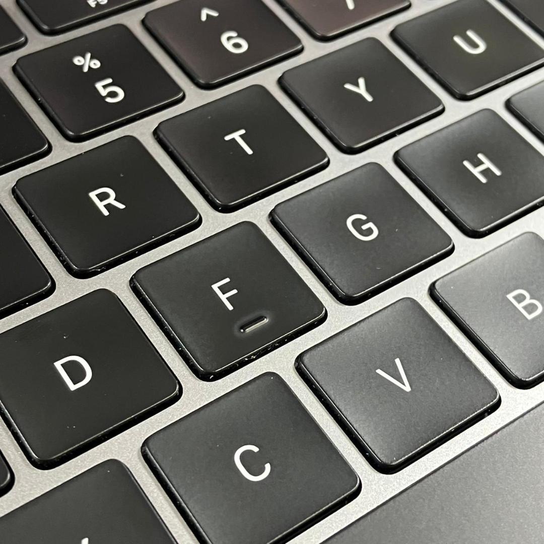 【良品】MacBook Air 13インチ 2020 M1 16GB 1TB