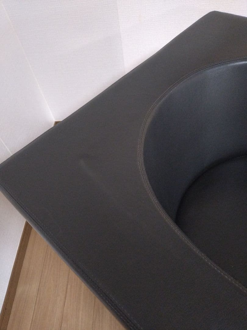 SWEDESE/ラウンジ 1pソファ 総革 デザイナーズ　未使用品　A