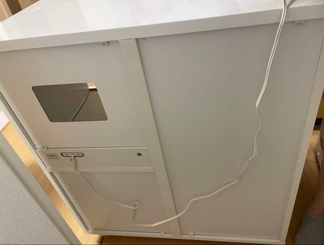 美品 ホワイトキッチンカウンター 電源コンセント付き