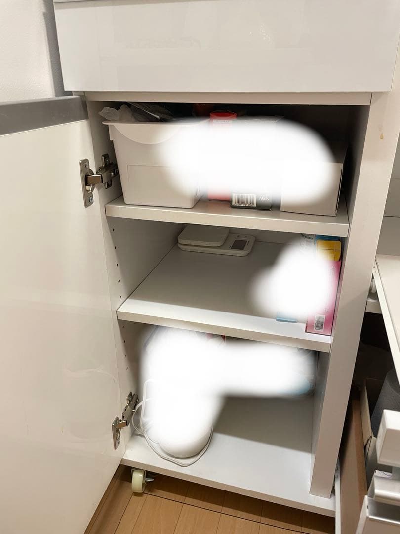 美品 ホワイトキッチンカウンター 電源コンセント付き