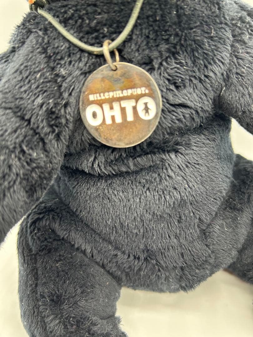 OHTO 牙付き黒クマぬいぐるみ