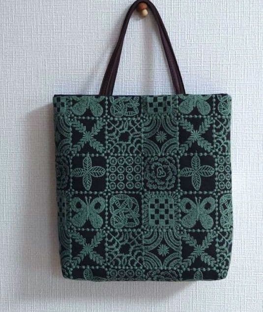 ミナペルホネン　25枚パッチワーク ミニトートバッグ マチあり