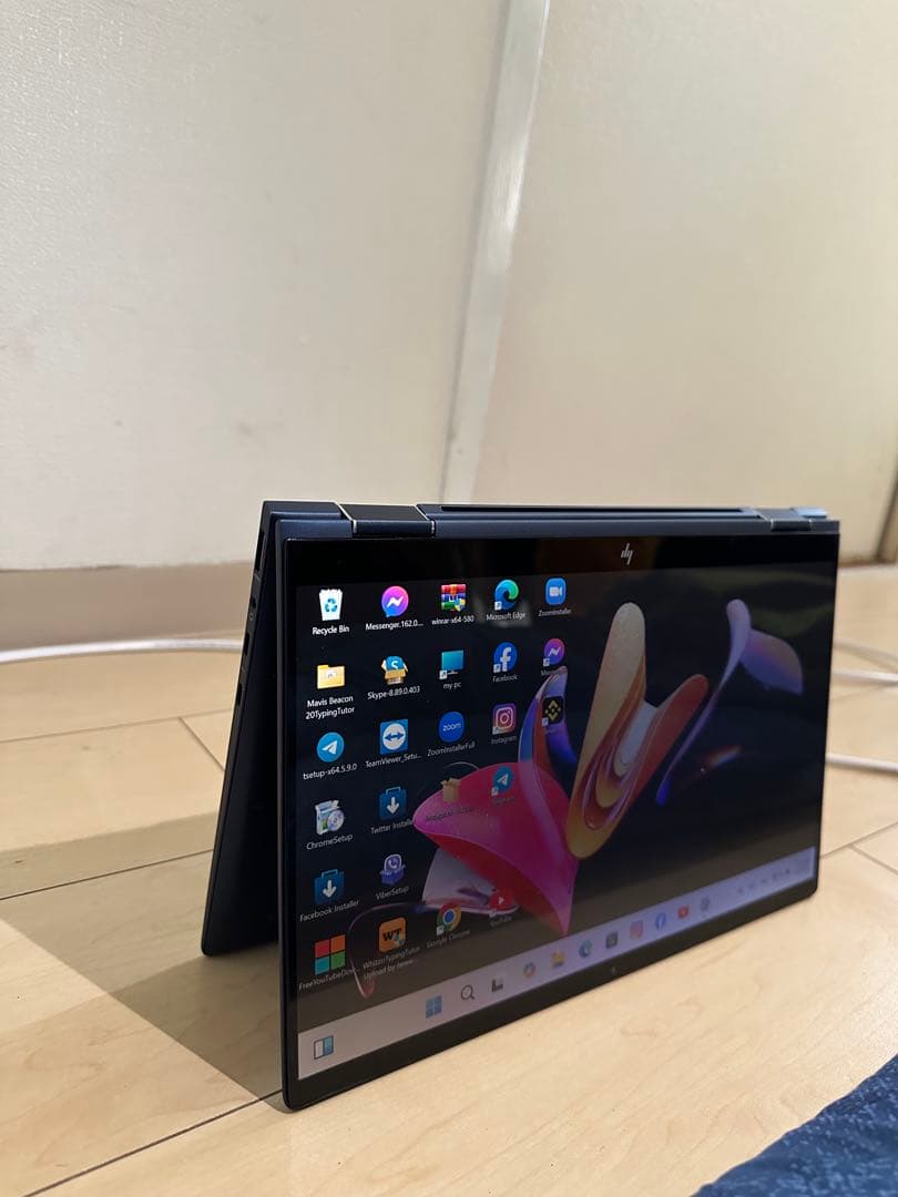 Windowsノート本体 HP elite dragonfly i7 11gen. (x360 )