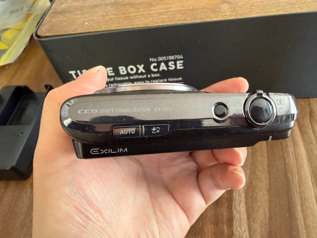 CASIO EXILIM EX-H15 デジタルカメラ