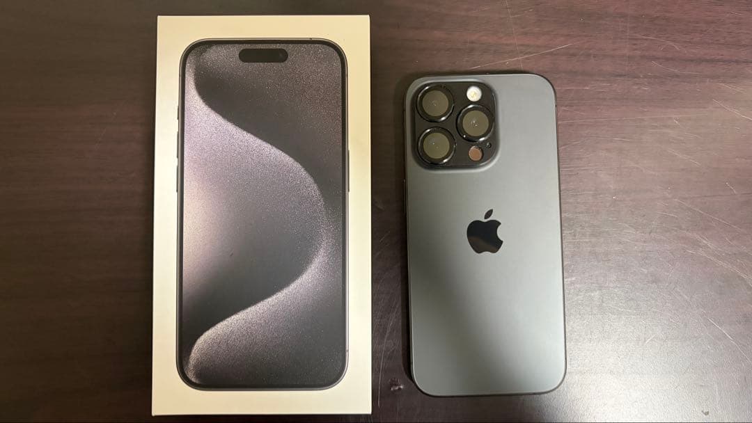 iPhone15 pro ブラックチタニウム 128GB