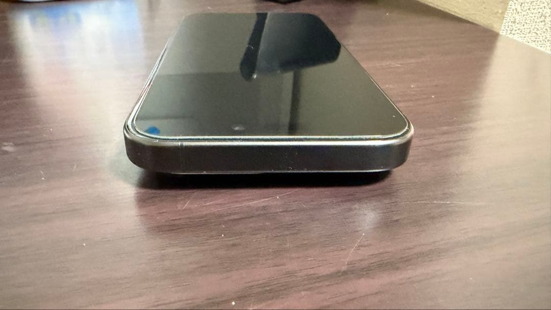 iPhone15 pro ブラックチタニウム 128GB