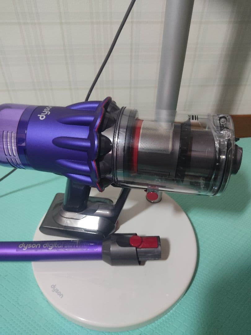 ダイソンコードレス掃除機DigitalslimSV18専用ドック付