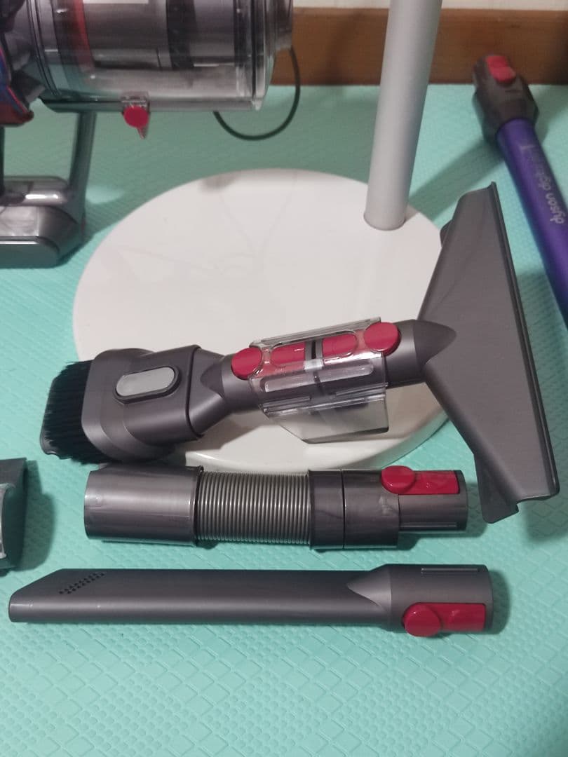 ダイソンコードレス掃除機DigitalslimSV18専用ドック付