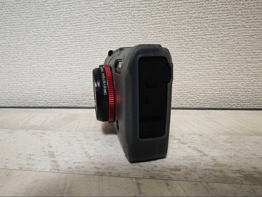 OLYMPUS TG-7 コンパクトデジタルカメラ