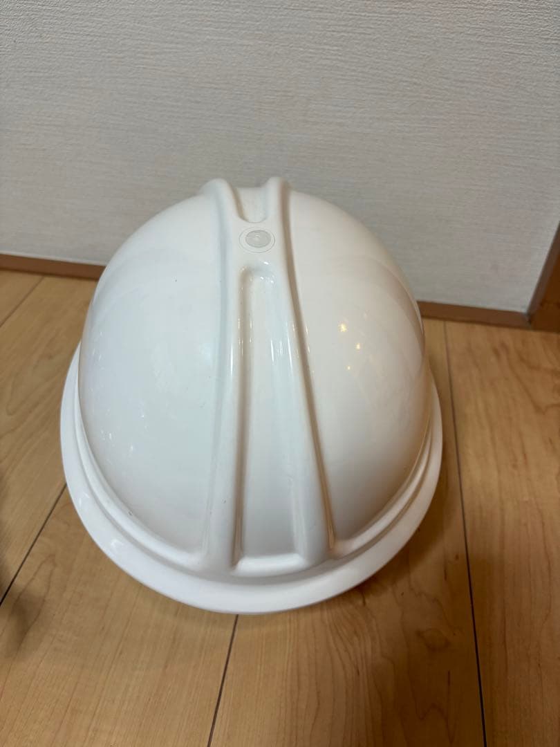 ヴィンテージ 白ヘルメット フェイスシールド付き バッジ装飾 コレクション用