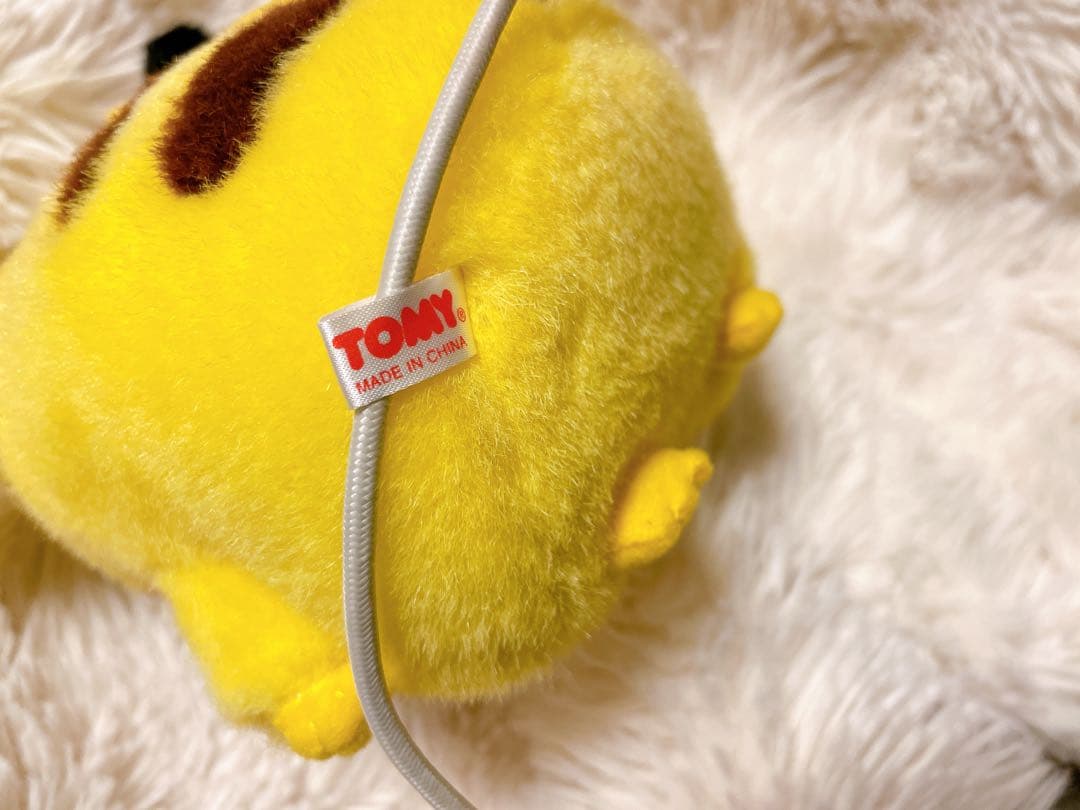 TOMY ギフトボックス　初期　ピカチュウ ピース　ぬいぐるみ