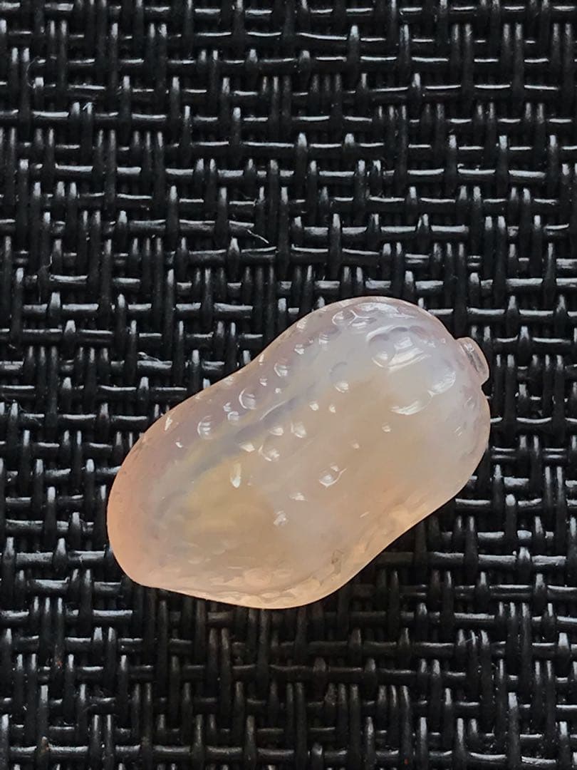 ゴビ石−1451 ゴビ瑪瑙　彫刻　『ピーナッツ、ラッカセイ』