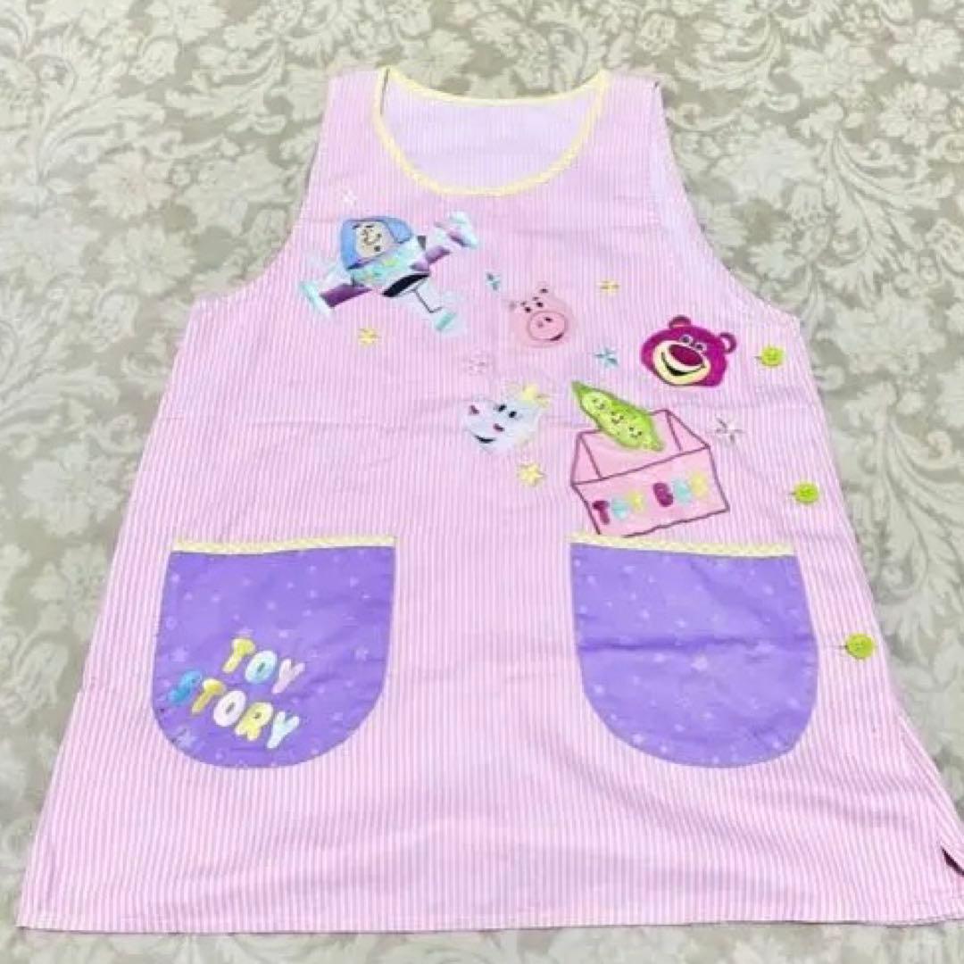 エプロンまとめ売り　ディズニー　くまのがっこう　トイストーリー　マイメロ　保育士