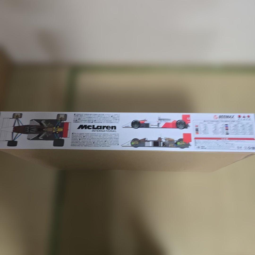 McLaren MP4/4 1/24 スケールモデルキット