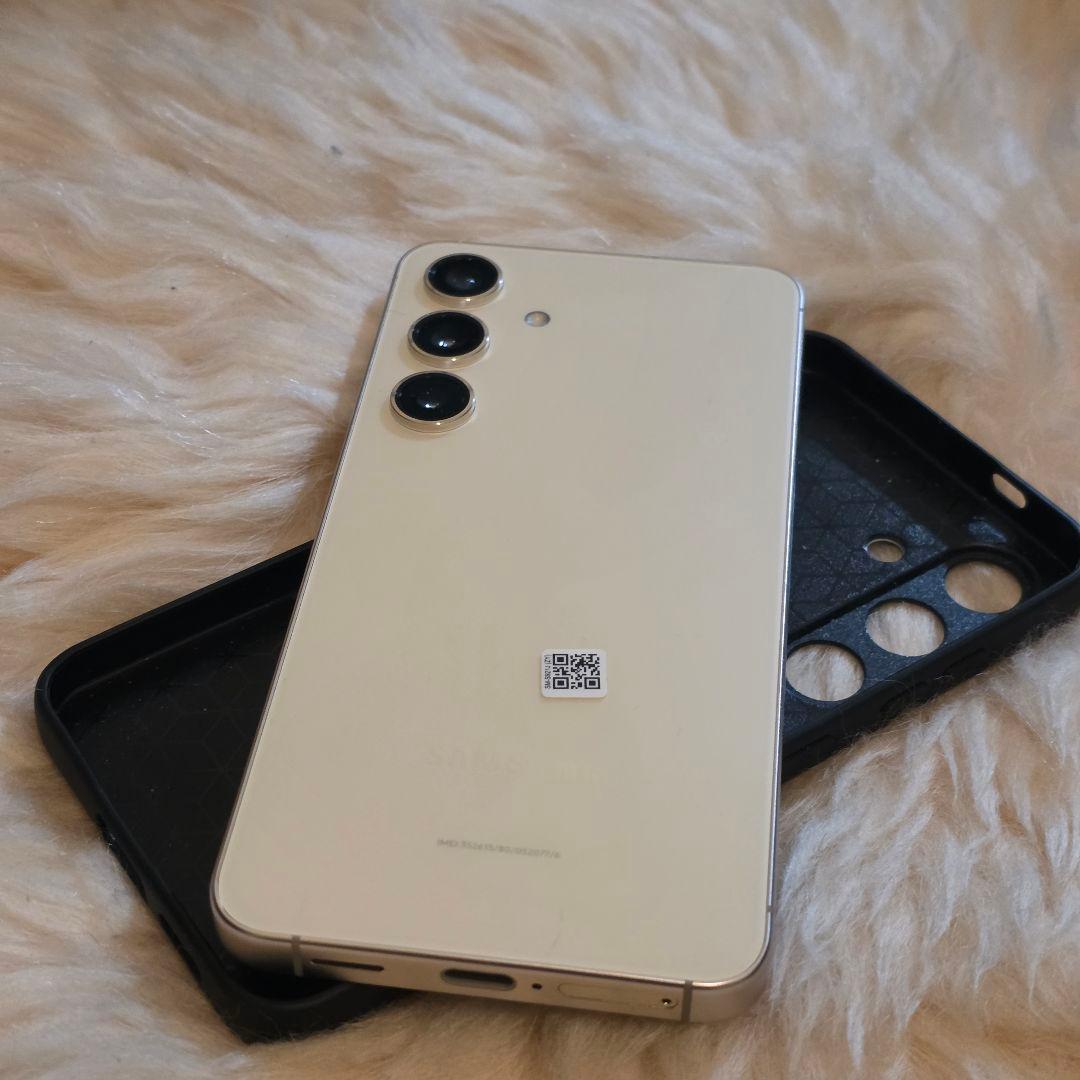 かなり綺麗　Galaxy　s24 au国内版　scg25 おサイフケータイ