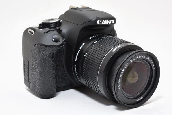 キャノン Canon EOS Kiss X5 レンズキット　《S数3832回》