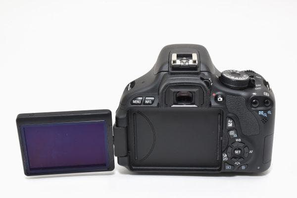 キャノン Canon EOS Kiss X5 レンズキット　《S数3832回》