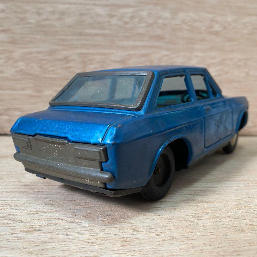 レア！　日本製　ブリキ製　ミニカー　日産　ダットサン サニー 1000