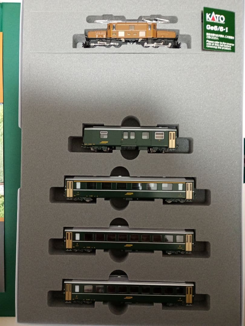 KATO 10-1987 Ge6/6-Ⅰ +アルプスの緑の客車 5両セット