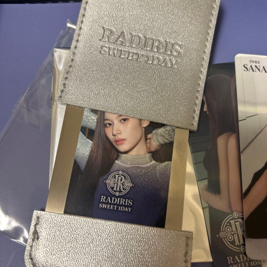 ラディリス サナ カラコン ボックス