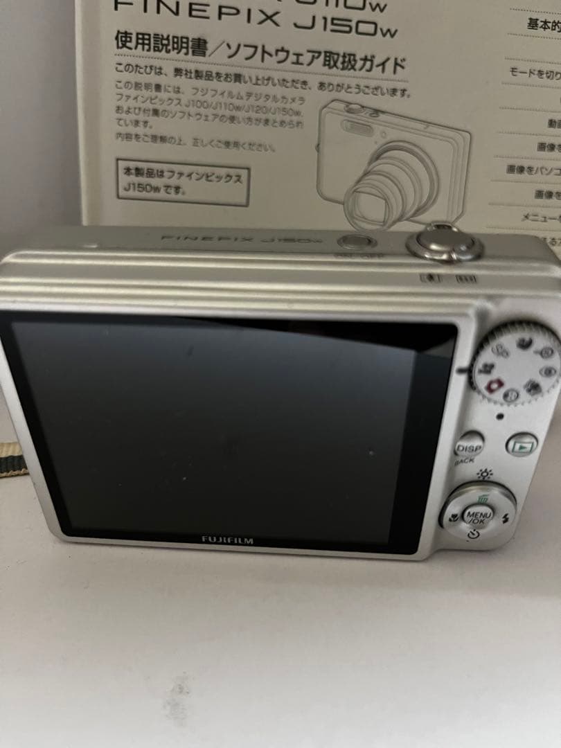 デジタルカメラ FUJIFILM FinePix J150w