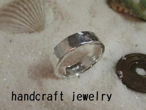 ★手作り★シルバー９５０槌目柄平打ちリング１８号