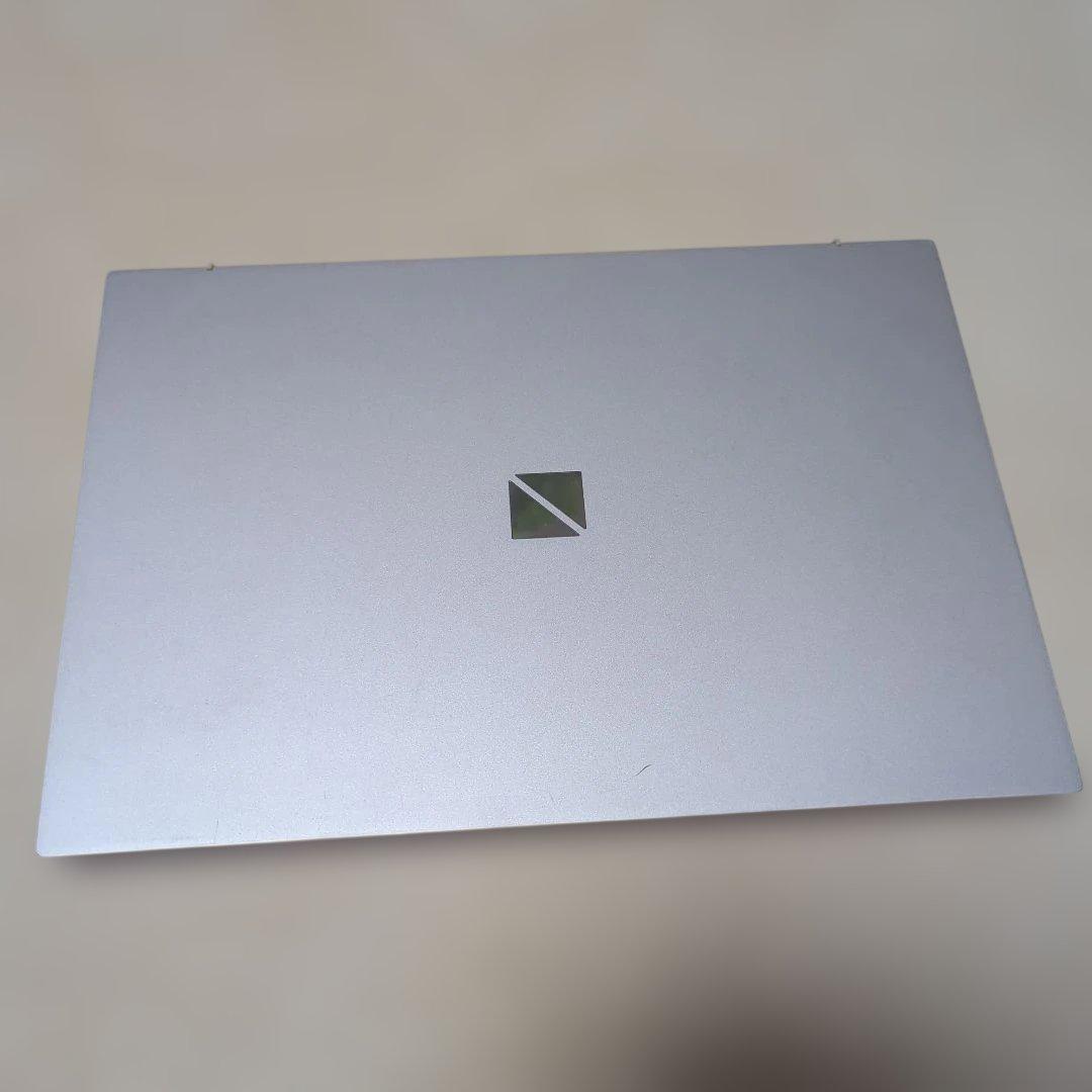 希少 超軽量 PC NEC NEXTREME Carbon XC750DAG