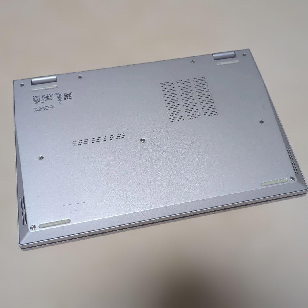 希少 超軽量 PC NEC NEXTREME Carbon XC750DAG