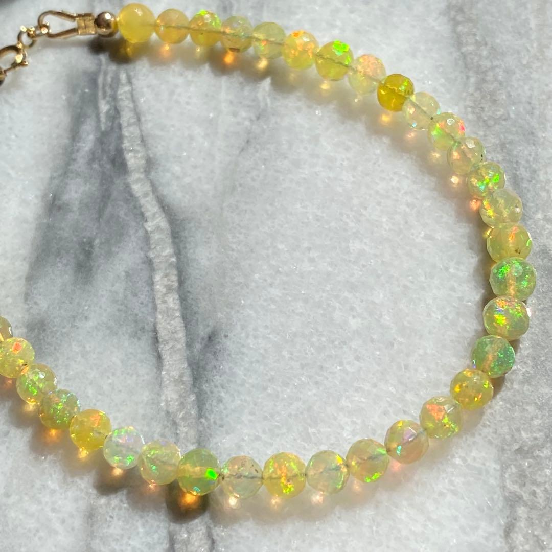 14kgf 高品質　エチオピアオパール ブレスレット 天然石