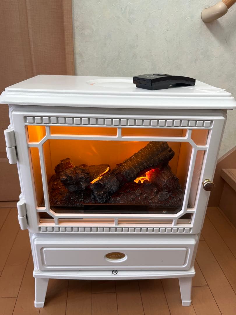 Dimplex ホワイト電気ヒーター 伝統的デザイン