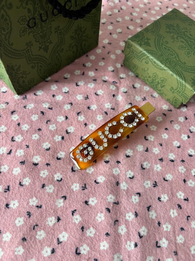 ヘアクリップ グッチ クリスタル ヘアピン