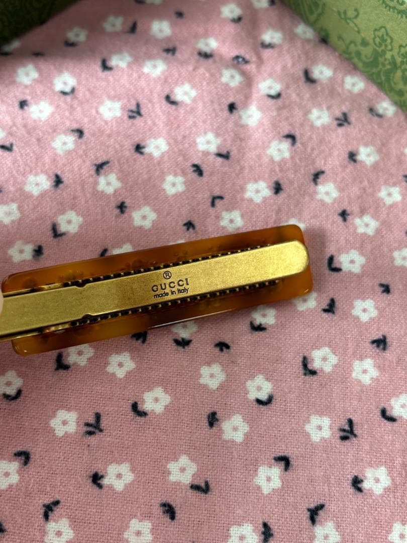 ヘアクリップ グッチ クリスタル ヘアピン