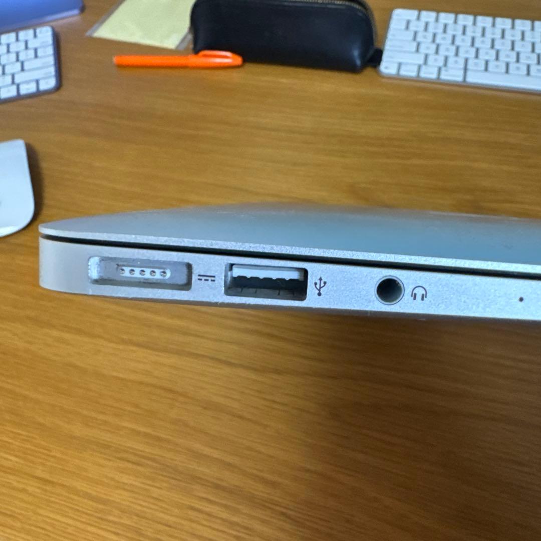 Macbook air （13-inch, Early 2015）256GB