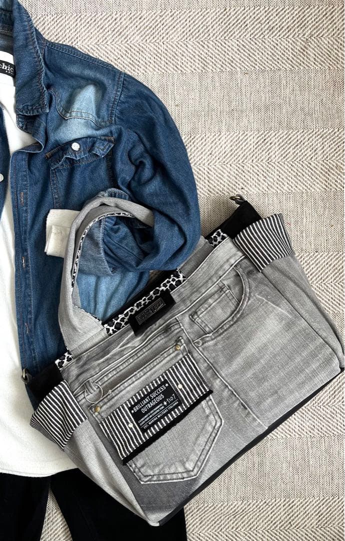 大きめデニムリメイクバッグ（LL）No.745☆トートバッグ　マザーズバッグ